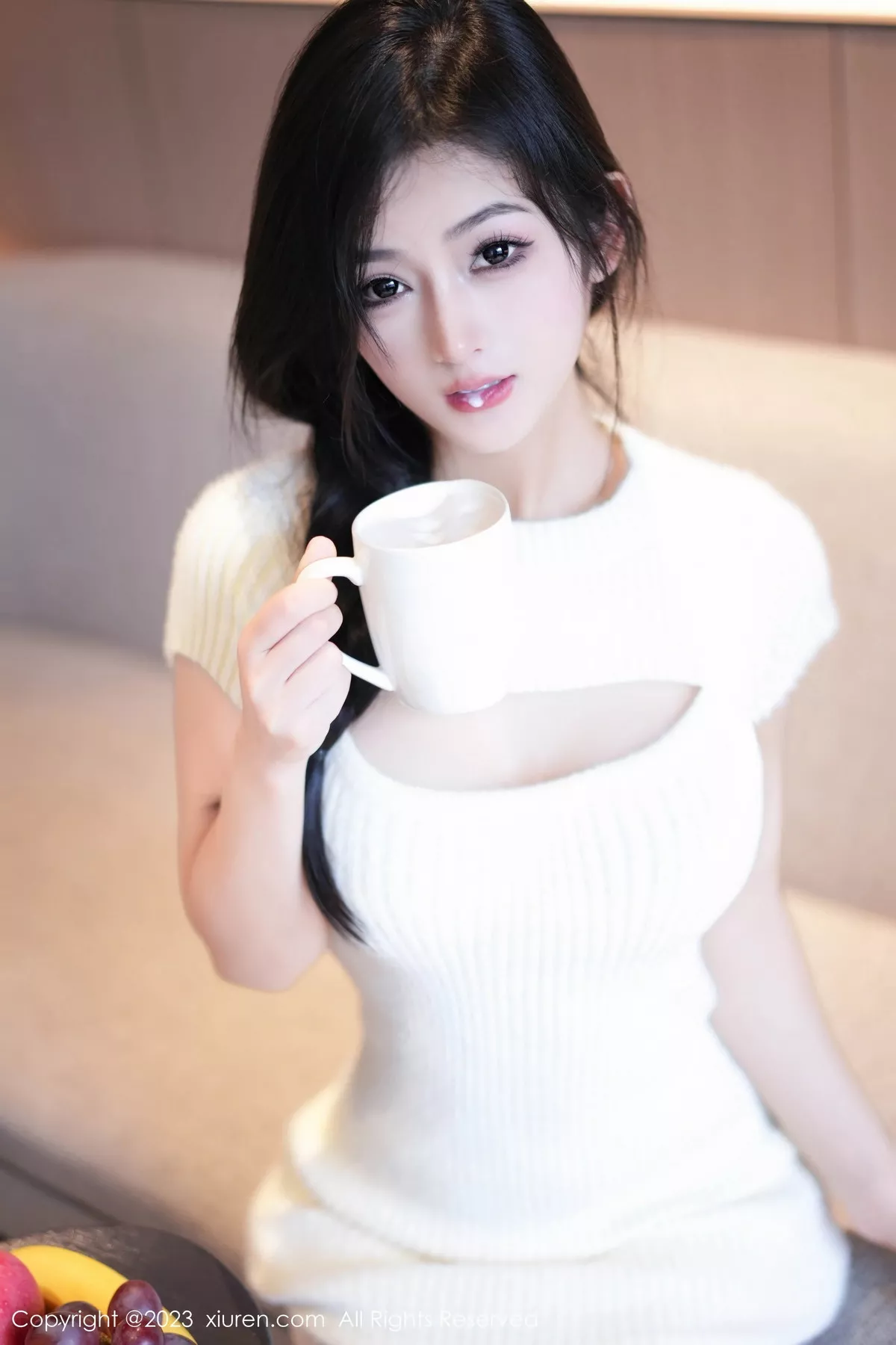 秀人集.com_[XiuRen秀人网]No.7542_模特小逗逗性感黑色OL装露蓝灰色蕾丝内衣配超薄黑丝诱惑写真78P