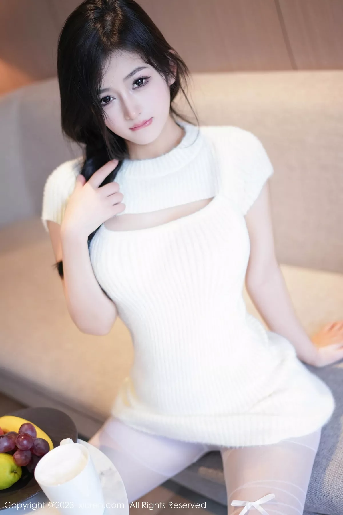 秀人集.com_[XiuRen秀人网]No.7542_模特小逗逗性感黑色OL装露蓝灰色蕾丝内衣配超薄黑丝诱惑写真78P