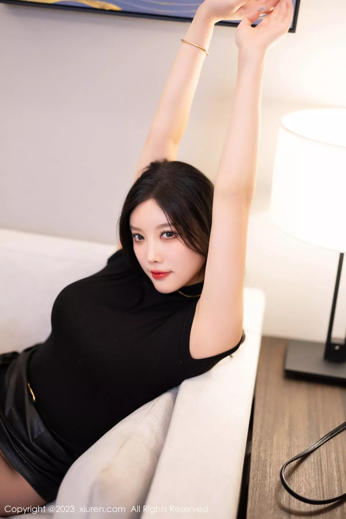 秀人集.com_[XiuRen秀人网]No.7627_女神杨晨晨Yome性感黑色上衣配黑短裙露超薄无内黑丝魅惑写真90P