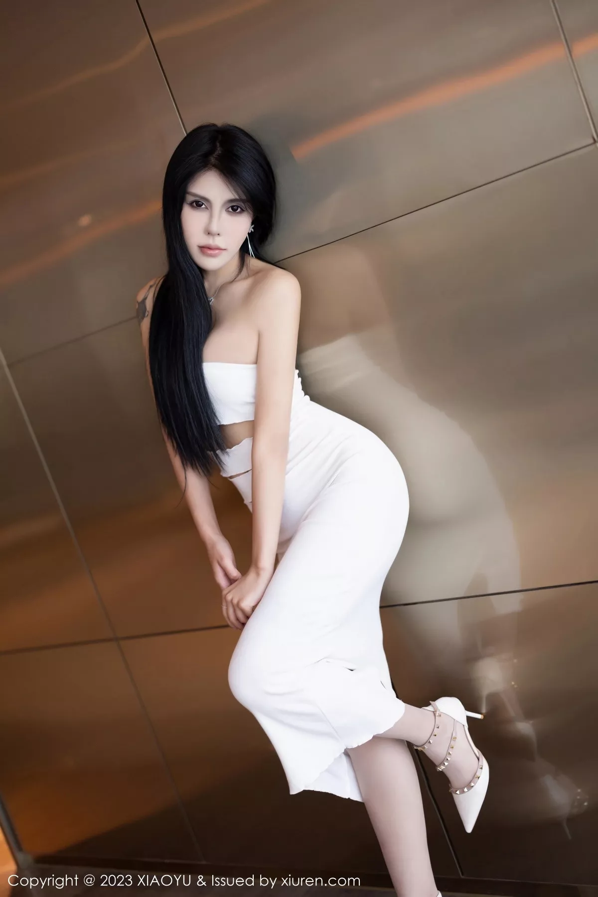 秀人集.com_[XiaoYu画语界]Vol.1141_模特金纯一性感黑色网纱情趣服饰配黑丝袜秀惹火身材诱惑写真88P