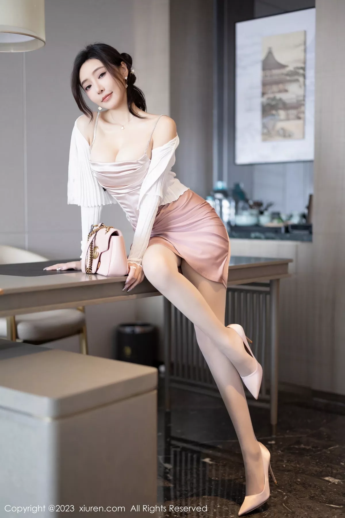 秀人集.com_[XiuRen秀人网]No.7640_女神王馨瑶yanni粉色连衣短裙+黑色情趣服秀完美身材诱惑写真88P