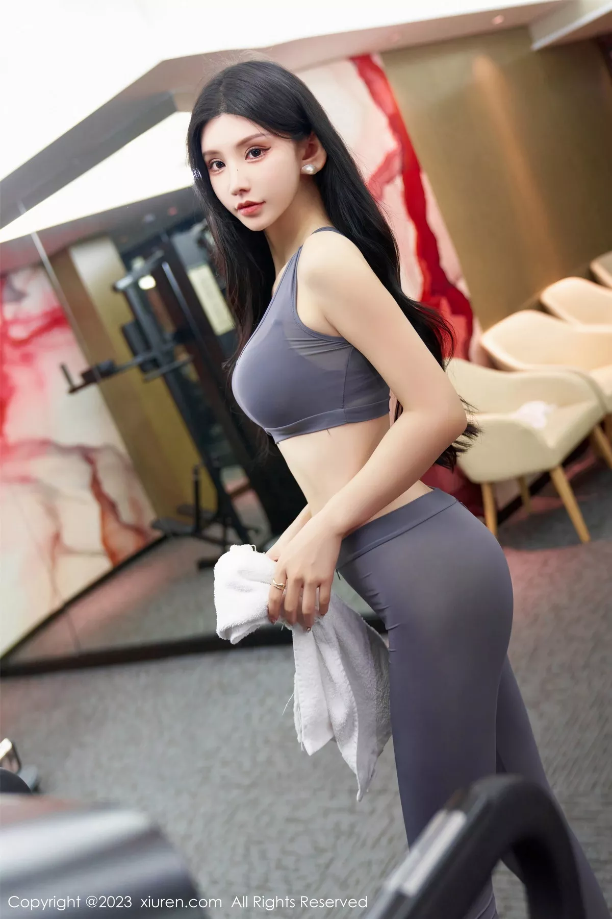 秀人集.com_[XiuRen秀人网]No.7651_女神周于希Sally酒店场景性感灰色健身服紧身秀完美身材诱惑写真91P