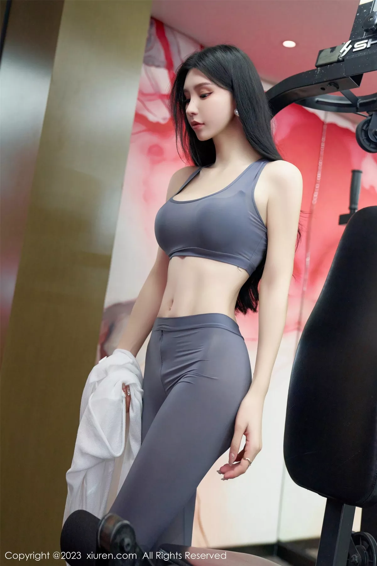 秀人集.com_[XiuRen秀人网]No.7651_女神周于希Sally酒店场景性感灰色健身服紧身秀完美身材诱惑写真91P