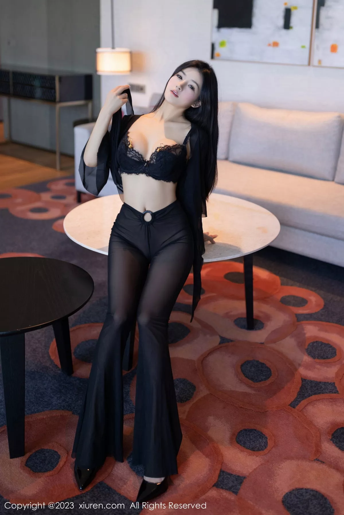 秀人集.com_[XiuRen秀人网]No.7660_模特谭小灵私房性感黑色服饰露黑色蕾丝内衣秀惹火身材诱惑写真80P
