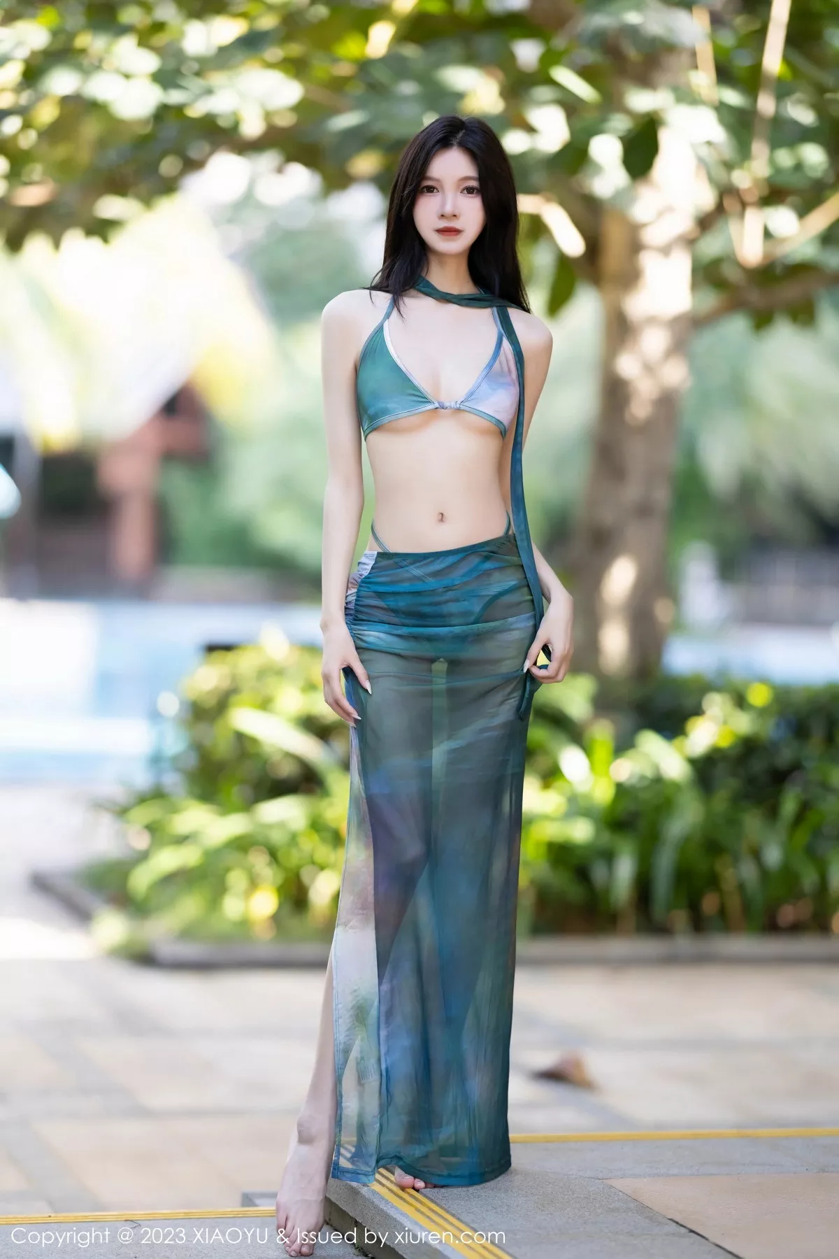 秀人集.com_[XiaoYu画语界]Vol.1146_模特程程程性感墨绿色比基尼+红色开胸服饰秀曼妙身姿诱惑写真86P