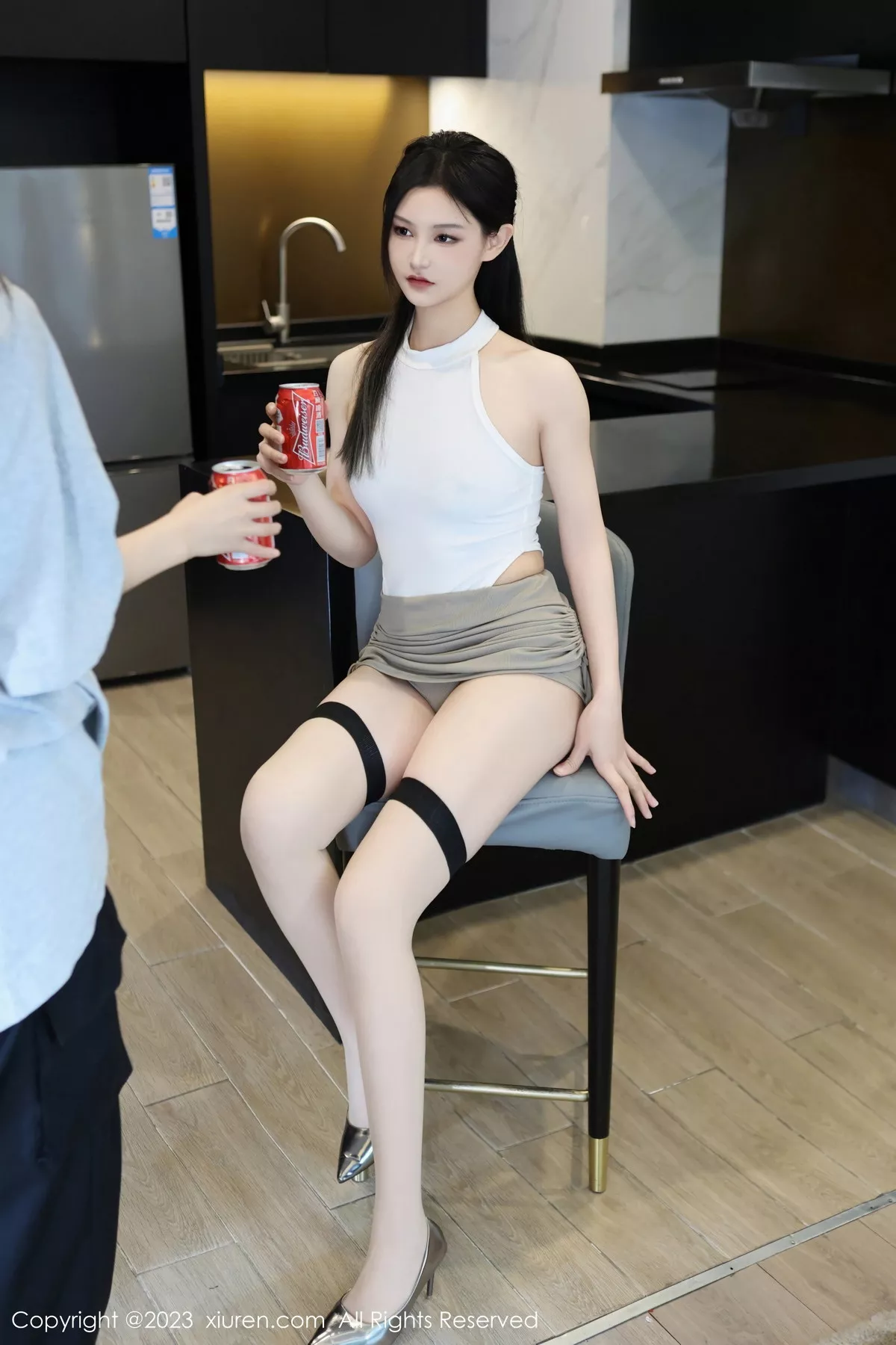 秀人集.com_[XiuRen秀人网]No.7663_新人模特大橘BBKira性感白色高叉连体衣配白丝袜完美诱惑写真78P