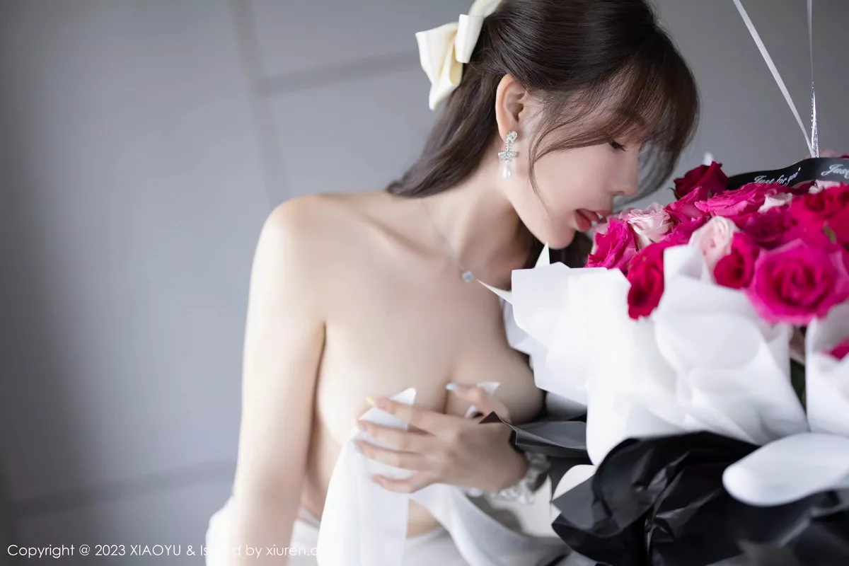 秀人集.com_[XiaoYu画语界]Vol.1131_女神徐莉芝Booty白色连衣短裙+黑色情趣服秀曼妙身姿诱惑写真88P