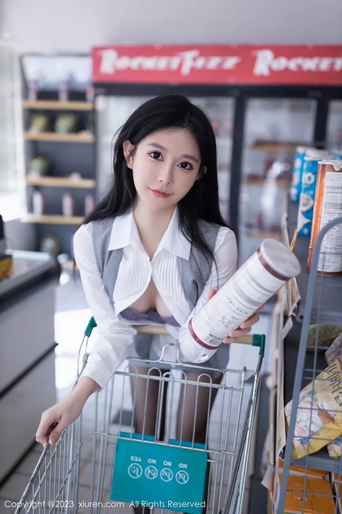 秀人集.com_[XiuRen秀人网]No.7684_模特幼幼性感灰色短裙制服露紫色蕾丝内衣秀完美身姿诱惑写真80P