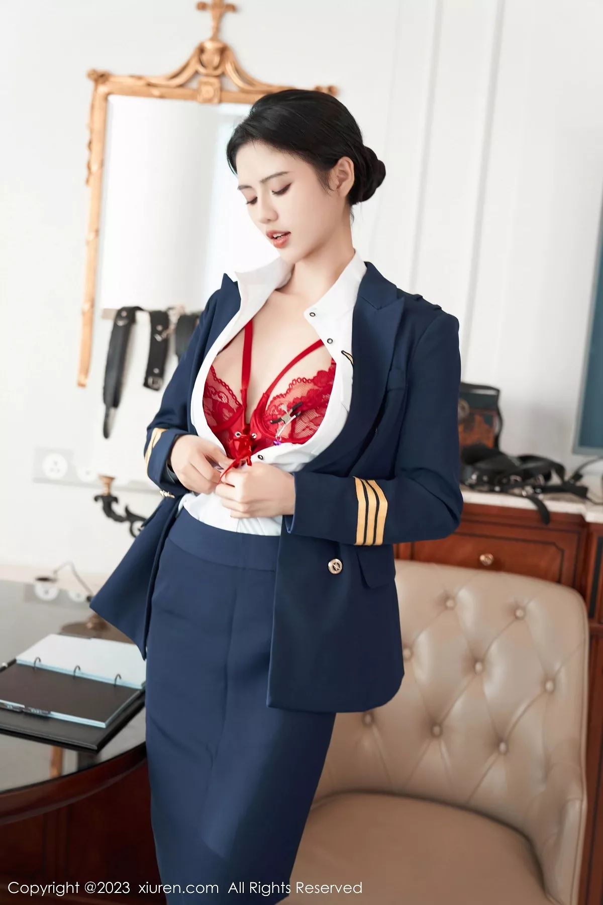 秀人集.com_[XiuRen秀人网]No.7737_模特浅浅Danny秘书角色装扮脱Ol制服露红色蕾丝内衣诱惑写真76P