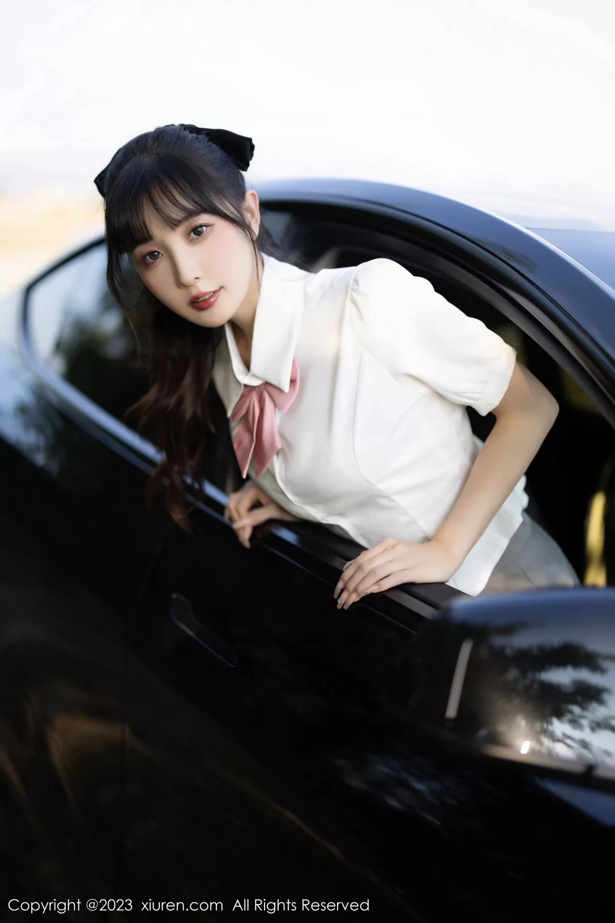 秀人集.com_[XiuRen秀人网]No.7771_模特林星阑性感白T配灰短裙露白色蕾丝内衣秀曼妙身姿诱惑写真83P