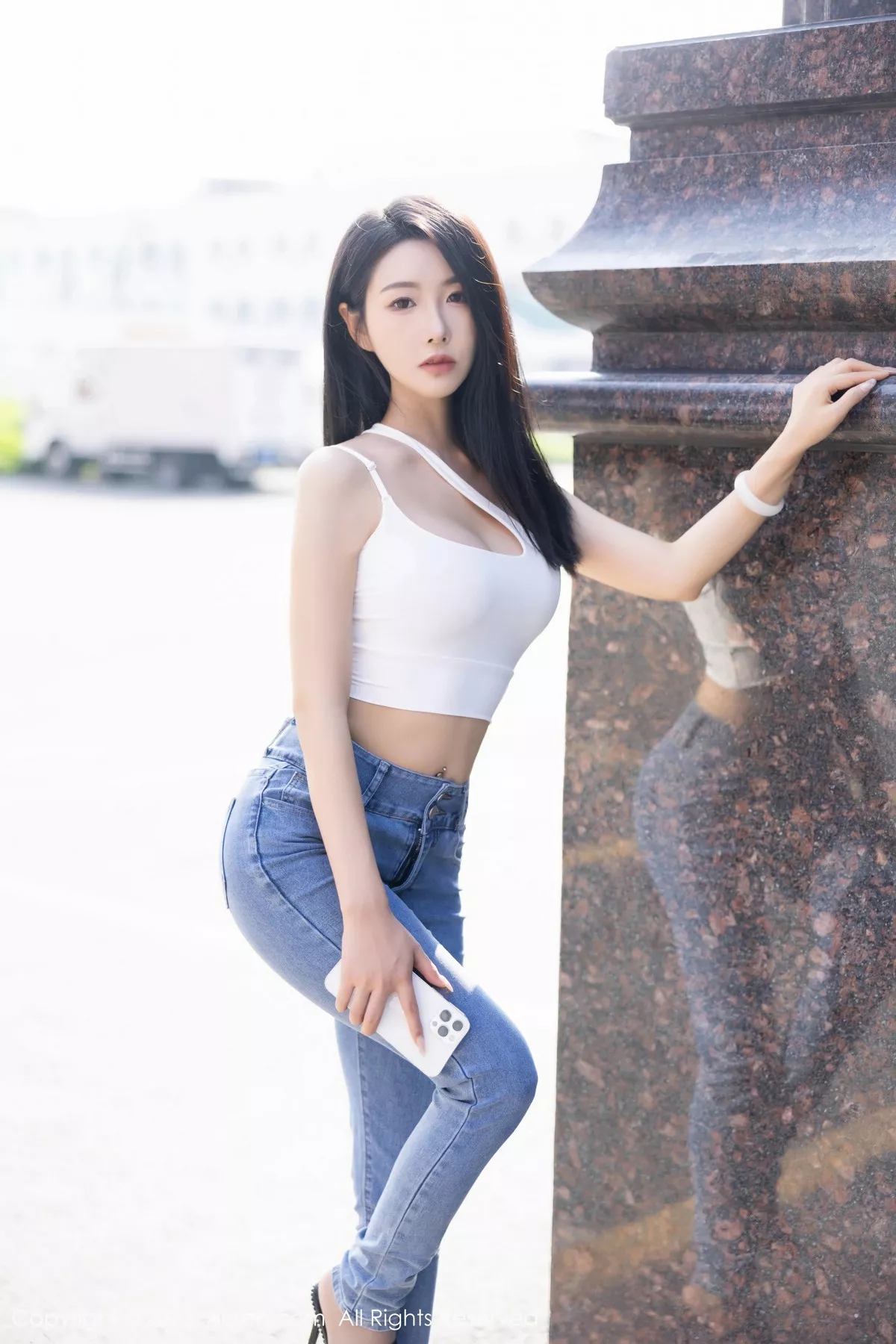 秀人集.com_[XiuRen秀人网]No.7781_女神苏苏阿性感白色上衣配简约牛仔裤秀曼妙绝美身姿诱惑写真95P