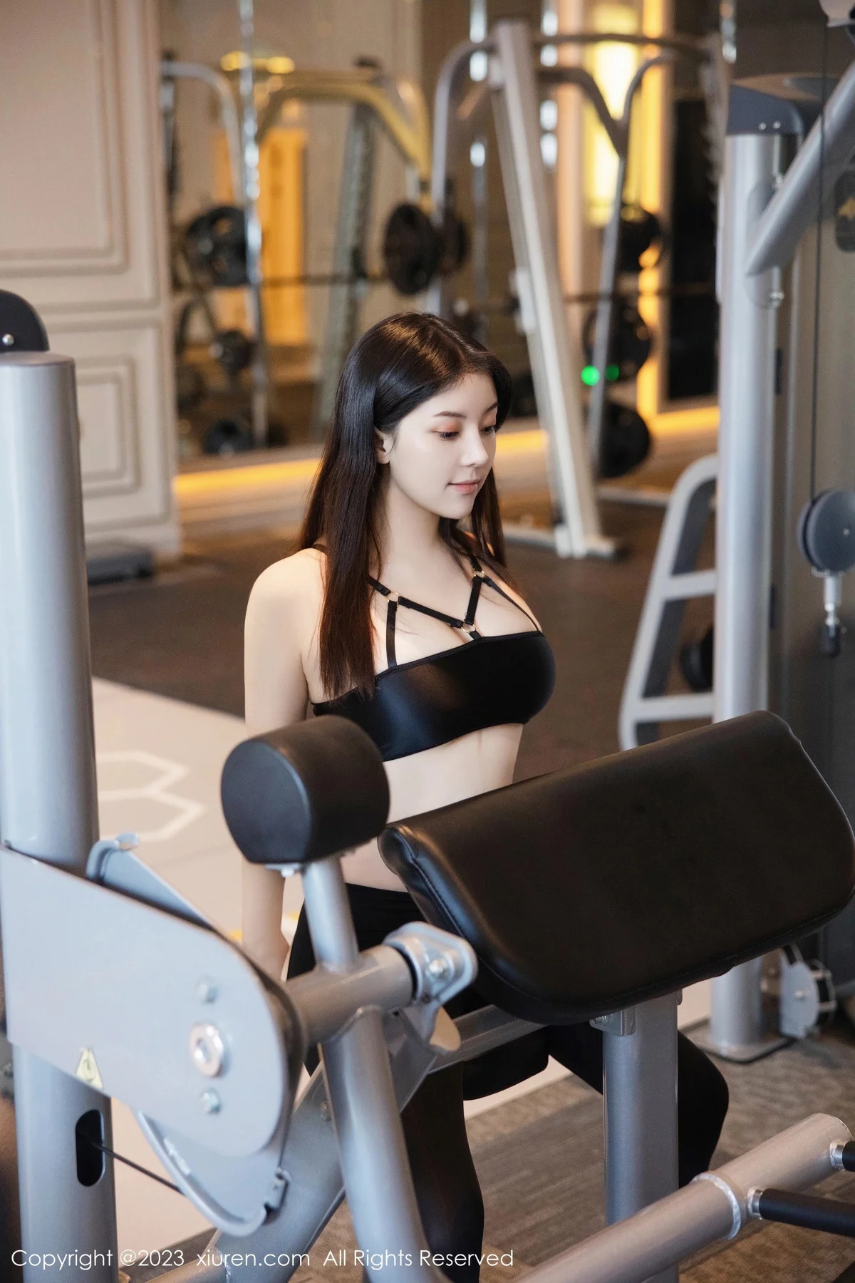 秀人集.com_[XiuRen秀人网]No.7819_模特合集女神豆瓣酱健身所场景性感瑜伽服饰秀完美身材诱惑写真71P