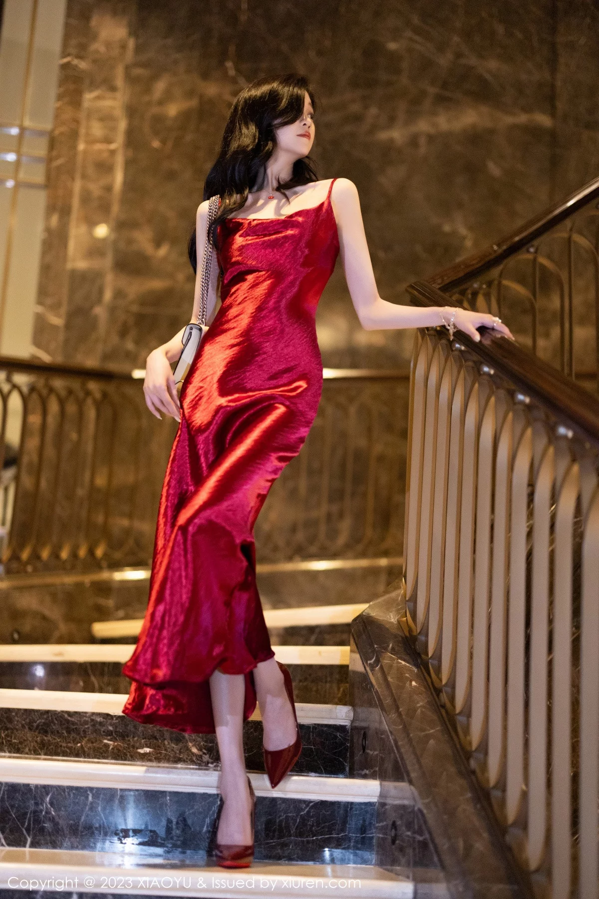 秀人集.com_[XiaoYu画语界]Vol.1166_模特程程程性感红色礼裙+黑色蕾丝情趣服饰秀曼妙身姿诱惑写真90P