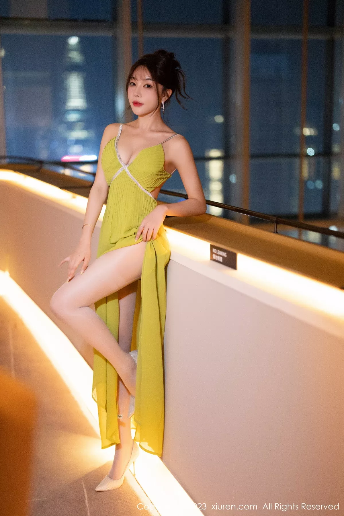 秀人集.com_[XiuRen秀人网]No.7696_女神徐莉芝Booty性感连衣长裙+红色蕾丝情趣睡裙完美诱惑写真83P