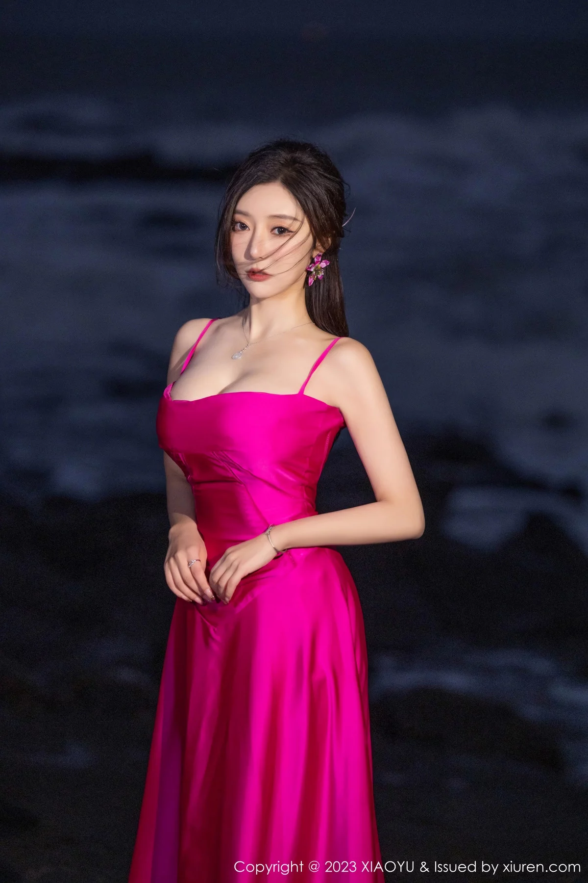 秀人集.com_[XiaoYu画语界]Vol.1174_女神王馨瑶yanni红色吊带连衣长裙+黑色蕾丝情趣服迷人诱惑写真84P