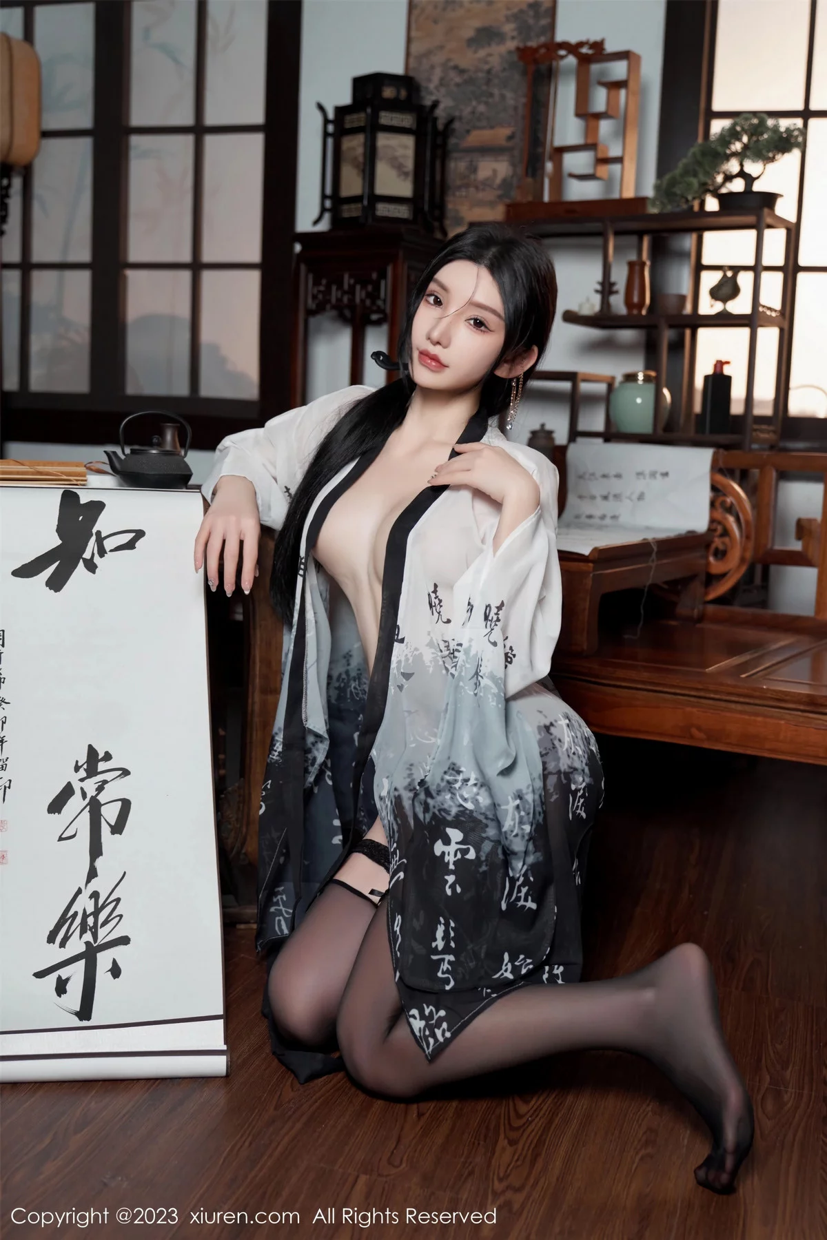 秀人集.com_[XiuRen秀人网]No.7891_女神周于希Sally性感黑白薄透长衫配黑丝袜秀完美身材诱惑写真90P