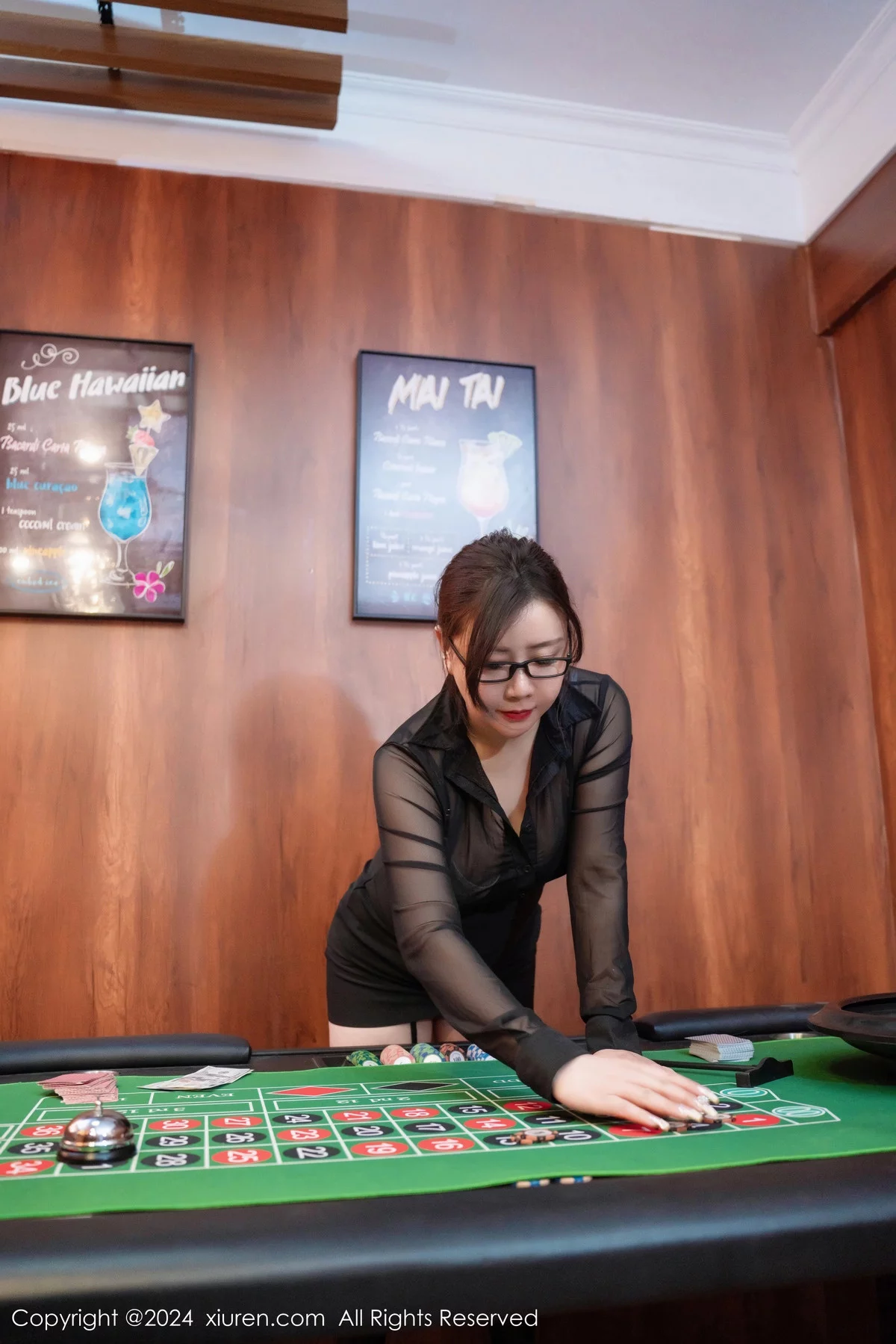 秀人集.com_[XiuRen秀人网]No.7903_模特王婉悠Queen性感黑色网纱服露白色内衣秀丰满身材诱惑写真75P