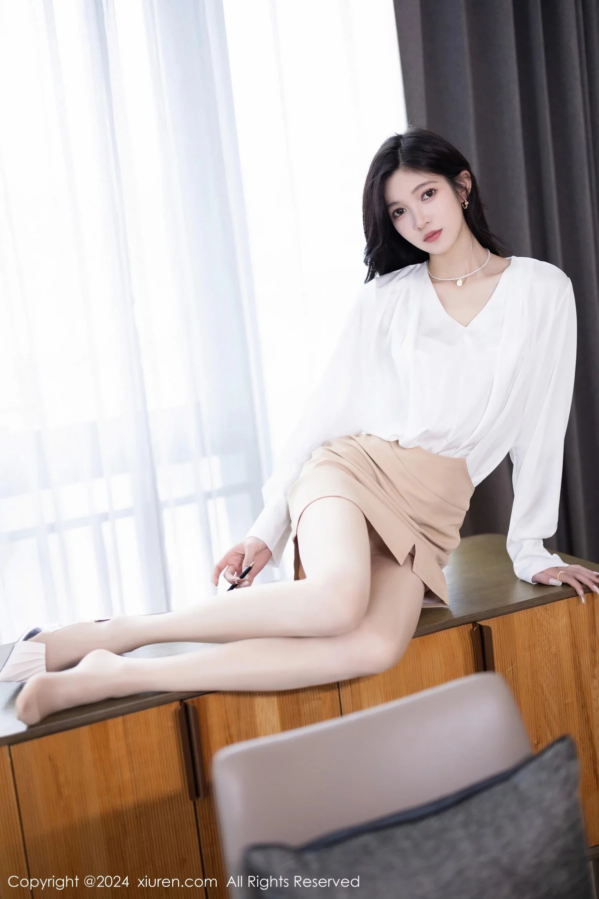 秀人集.com_[XiuRen秀人网]No.7906_模特程程程白上衣配杏色短裙露性感白色内衣秀苗条身材迷人写真82P