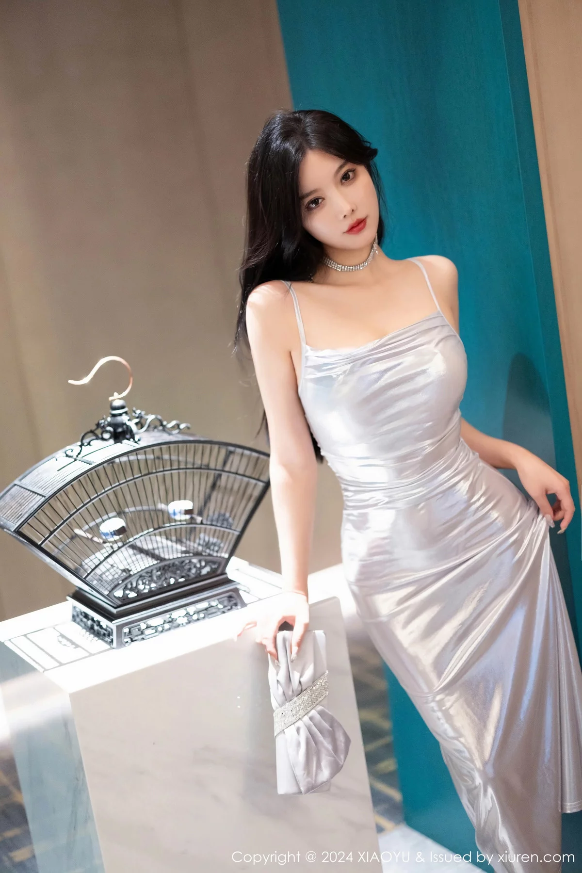 秀人集.com_[XiaoYu画语界]Vol.1179_女神杨晨晨Yome银色吊带长裙+黑色情趣服秀曼妙身姿诱惑写真85P