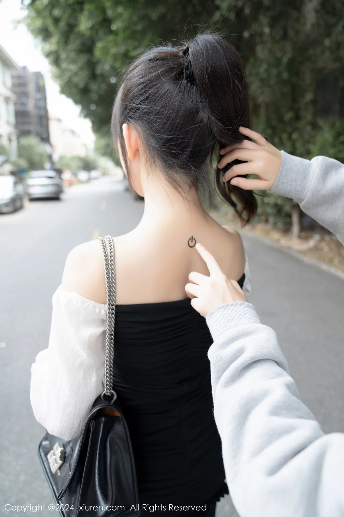 秀人集.com_[XiuRen秀人网]No.7930_模特波巧酱Al女友主题私房大尺度全果秀火辣身材遮点诱惑写真86P