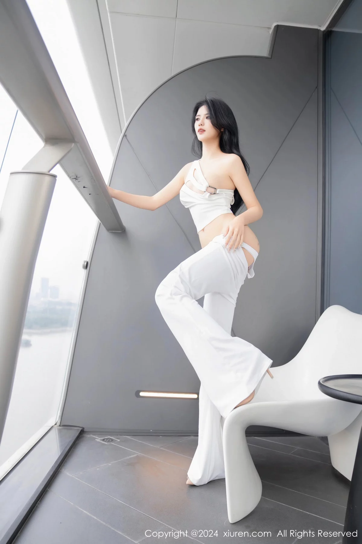 秀人集.com_[XiuRen秀人网]No.7937_模特浅浅Danny性感简约白色套装露白色内衣秀曼妙身姿诱惑写真82P