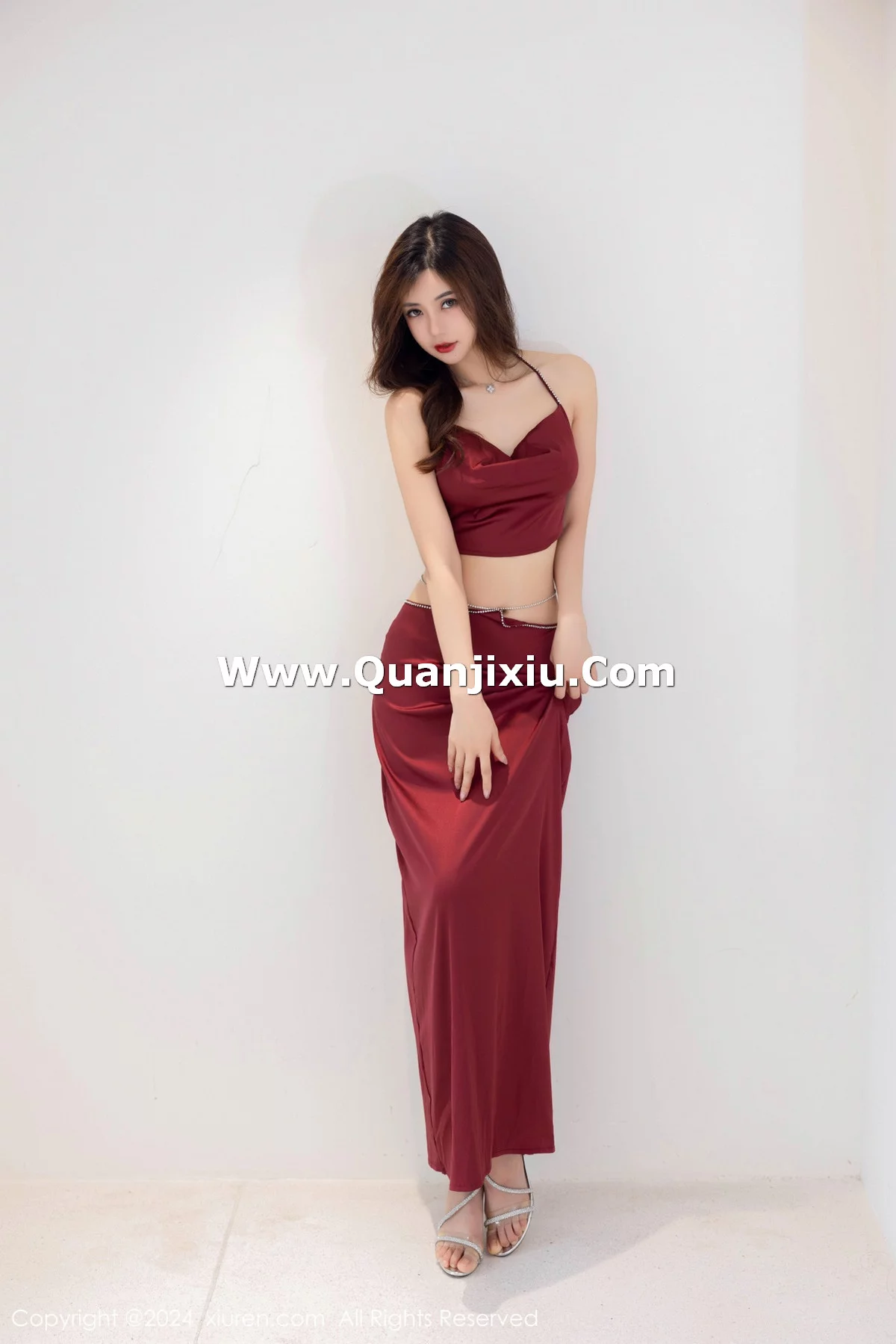 秀人集.com_[XiuRen秀人网]No.7951_女神绮里嘉ula私房浴室白色吊带长裙+红色吊带短裙迷人诱惑写真85P