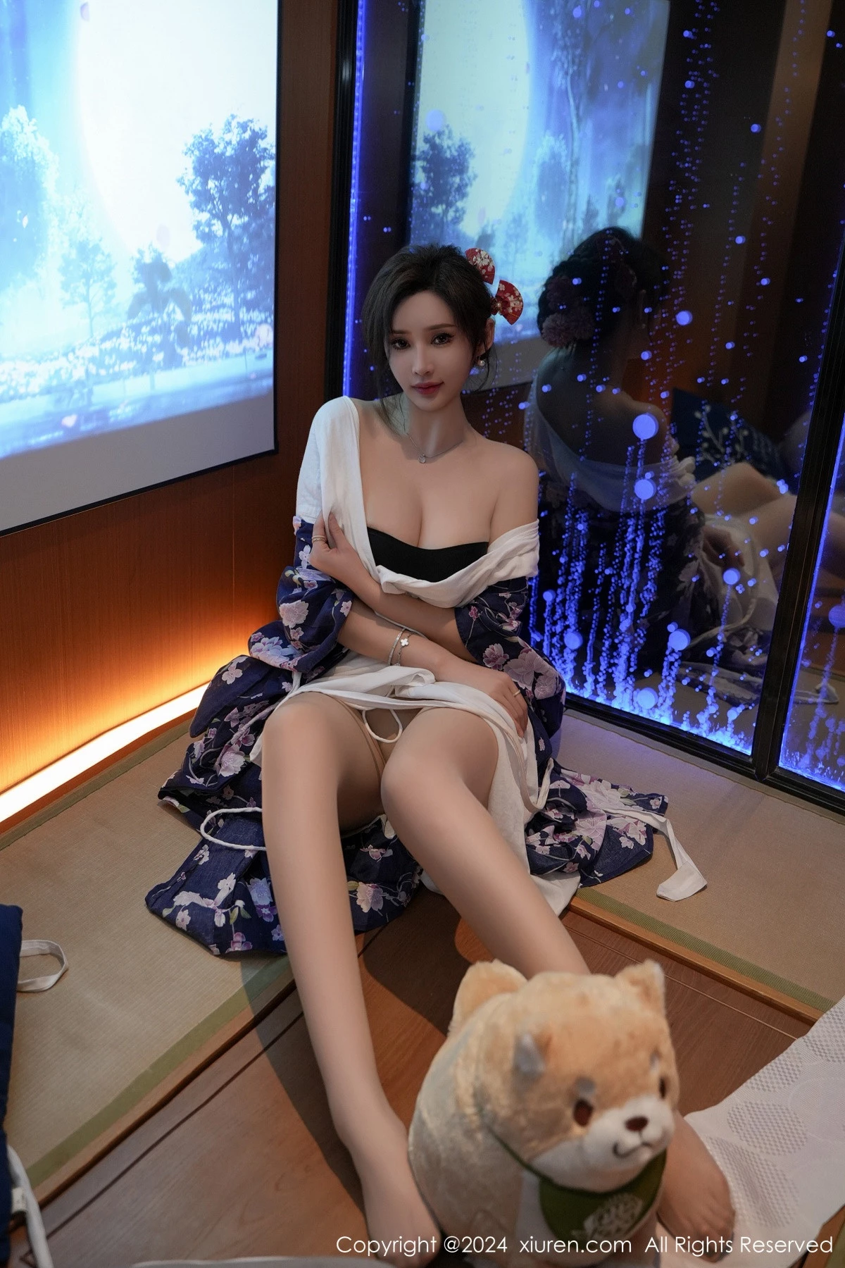 秀人集.com_[XiuRen秀人网]No.7975_女神Carol周妍希深蓝色日式和服配超薄肉丝秀丰满身材诱惑写真70P