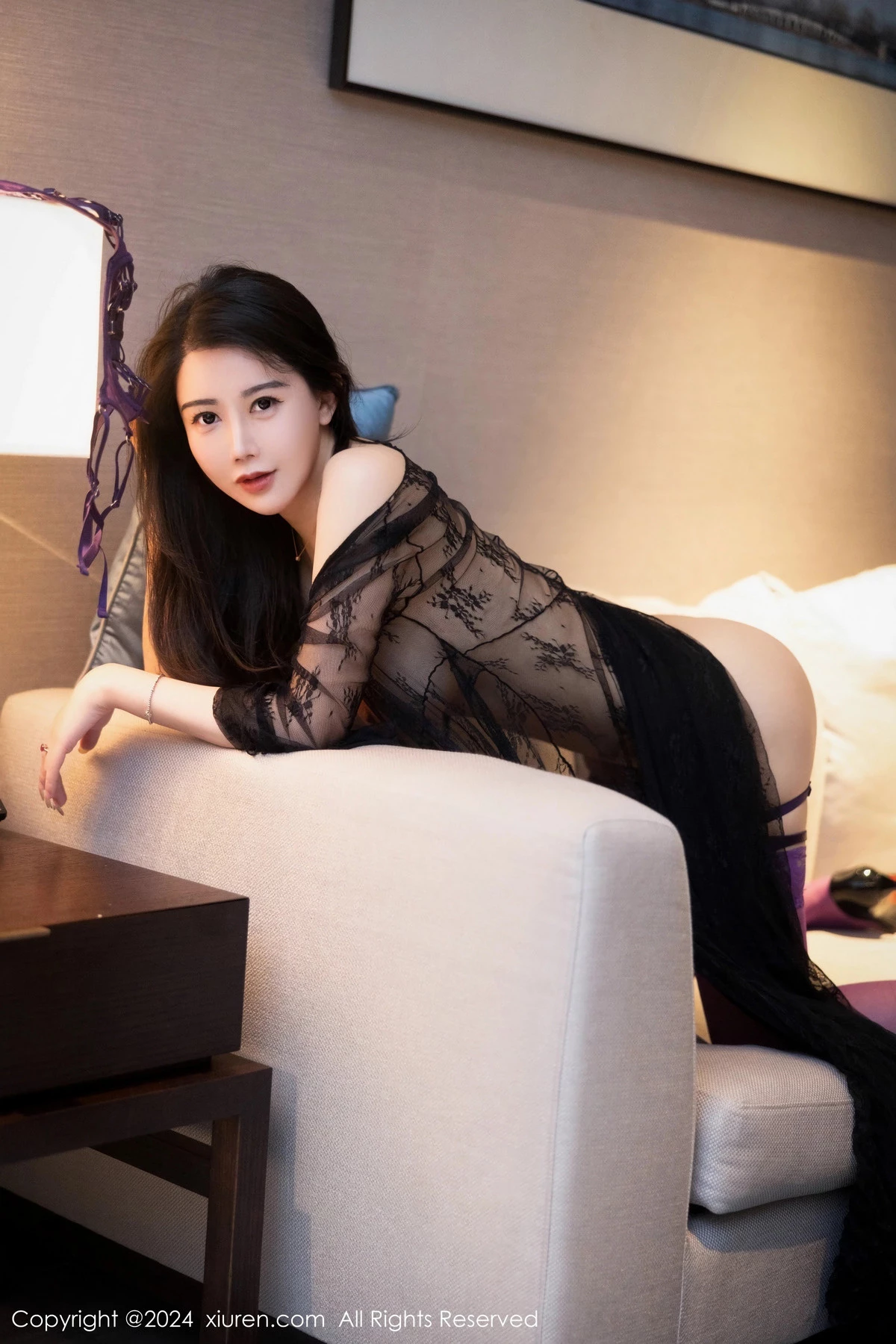 秀人集.com_[XiuRen秀人网]No.8046_新人模特李若汐黑色薄纱长裙露紫色情趣内衣秀惹火身段诱惑写真94P