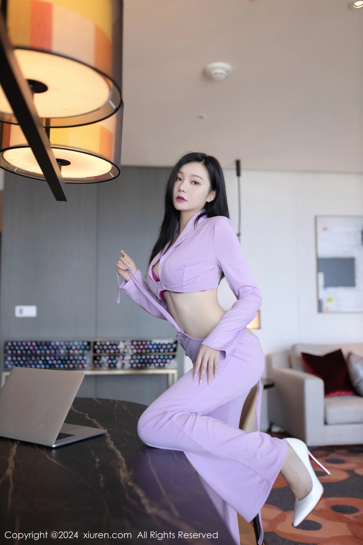 秀人集.com_[XiuRen秀人网]No.8006_模特安然anran性感淡粉套装露紫红色内衣配白丝袜完美诱惑写真80P