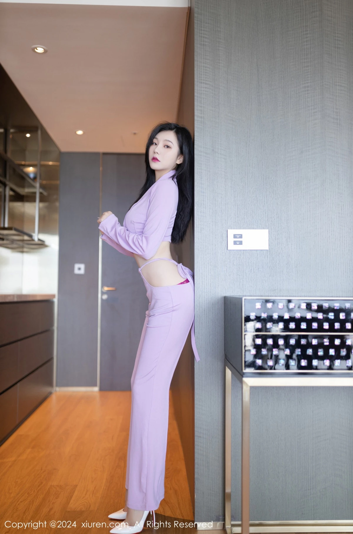 秀人集.com_[XiuRen秀人网]No.8006_模特安然anran性感淡粉套装露紫红色内衣配白丝袜完美诱惑写真80P