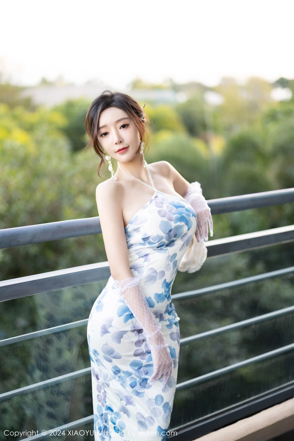 秀人集.com_[XiaoYu画语界]Vol.1191_女神王馨瑶yanni性感图案连衣裙露黄蓝内衣秀曼妙身姿诱惑写真81P