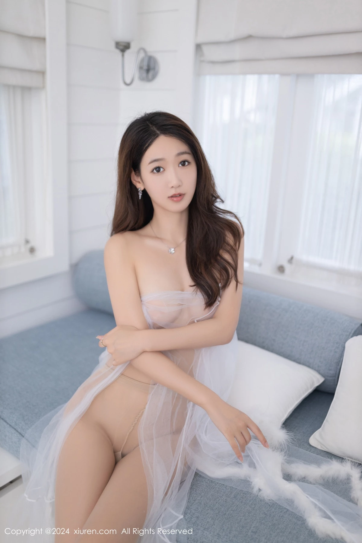 秀人集.com_[XiuRen秀人网]No.8174_模特唐安琪私房性感薄透白纱裙配白丝袜秀曼妙身姿撩人诱惑写真80P