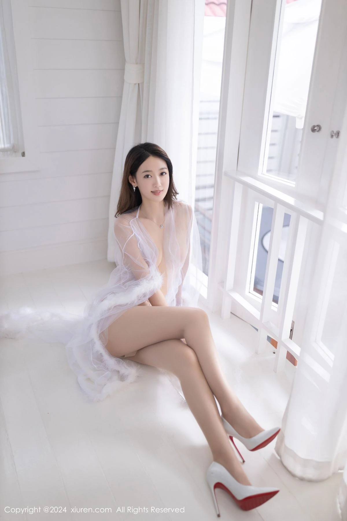 秀人集.com_[XiuRen秀人网]No.8174_模特唐安琪私房性感薄透白纱裙配白丝袜秀曼妙身姿撩人诱惑写真80P