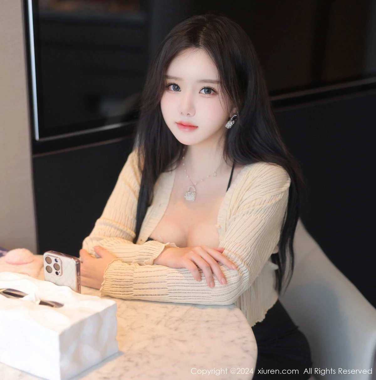 秀人集.com_[XiuRen秀人网]No.8181_模特小薯条nienie剧情演绎性感黑色蕾丝服饰秀惹火身材诱惑写真85P