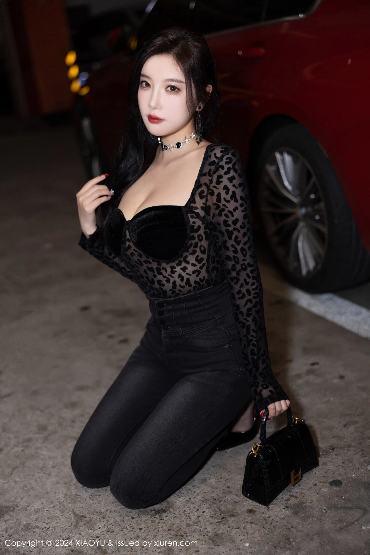 秀人集.com_[XiaoYu画语界]Vol.1216_女神杨晨晨Yome黑色豹纹配牛仔裤露性感黑色内衣完美诱惑写真88P