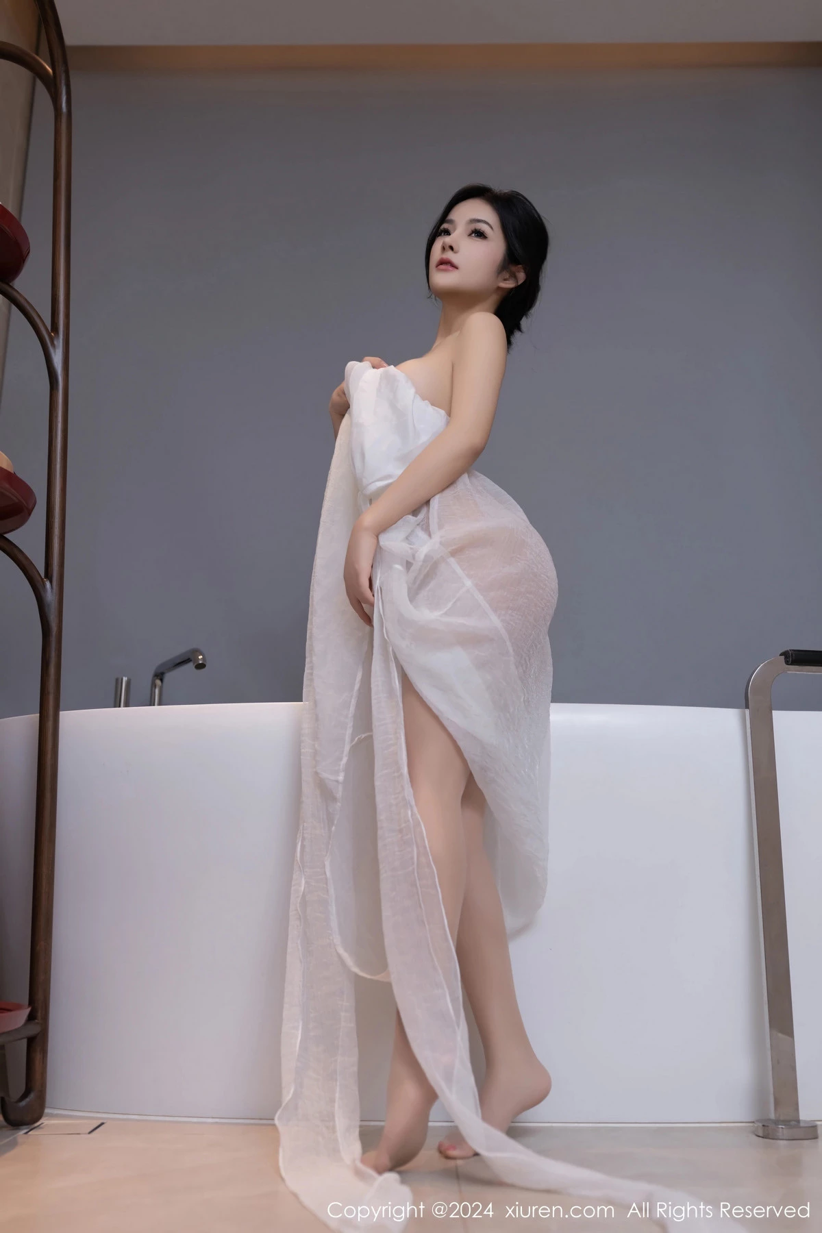 秀人集.com_[XiuRen秀人网]No.8117_模特谭小灵性感白色连衣长裙配超薄无内肉丝秀惹火身材诱惑写真79P
