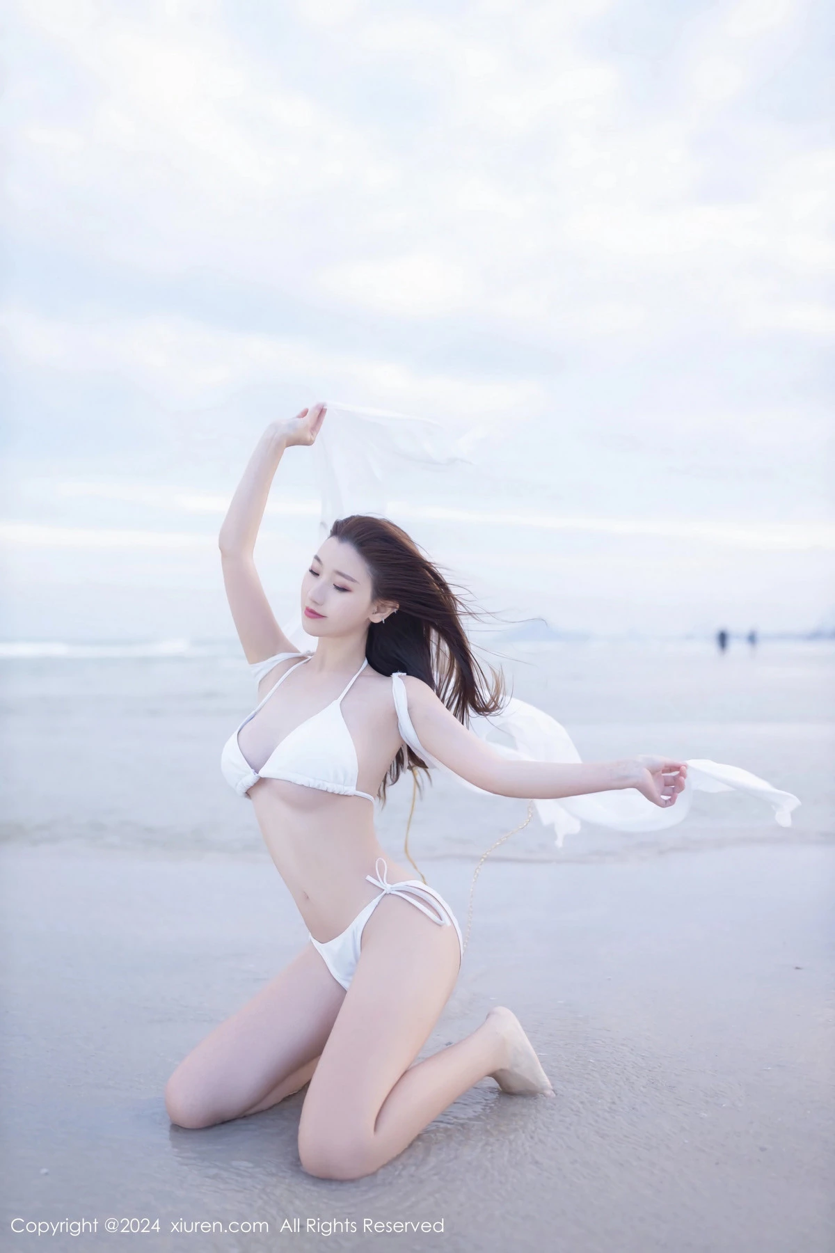 秀人集.com_[XiuRen秀人网]No.8123_模特杏子Yada户外性感白色比基尼服饰秀完美身材迷人诱惑写真81P