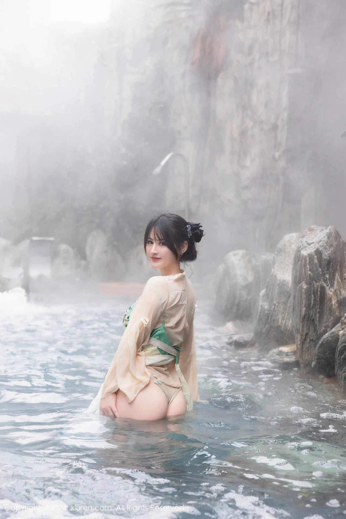 秀人集.com_[XiuRen秀人网]No.8128_模特诗诗kiki浴室场景性感古装情趣服饰秀丰腴有致身材诱惑写真82P