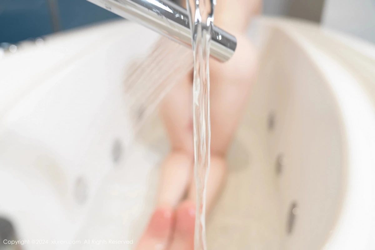 秀人集.com_[XiuRen秀人网]No.8136_女神周于希Sally会所剧情灰色上衣配超薄闪亮肉丝撩人诱惑写真91P