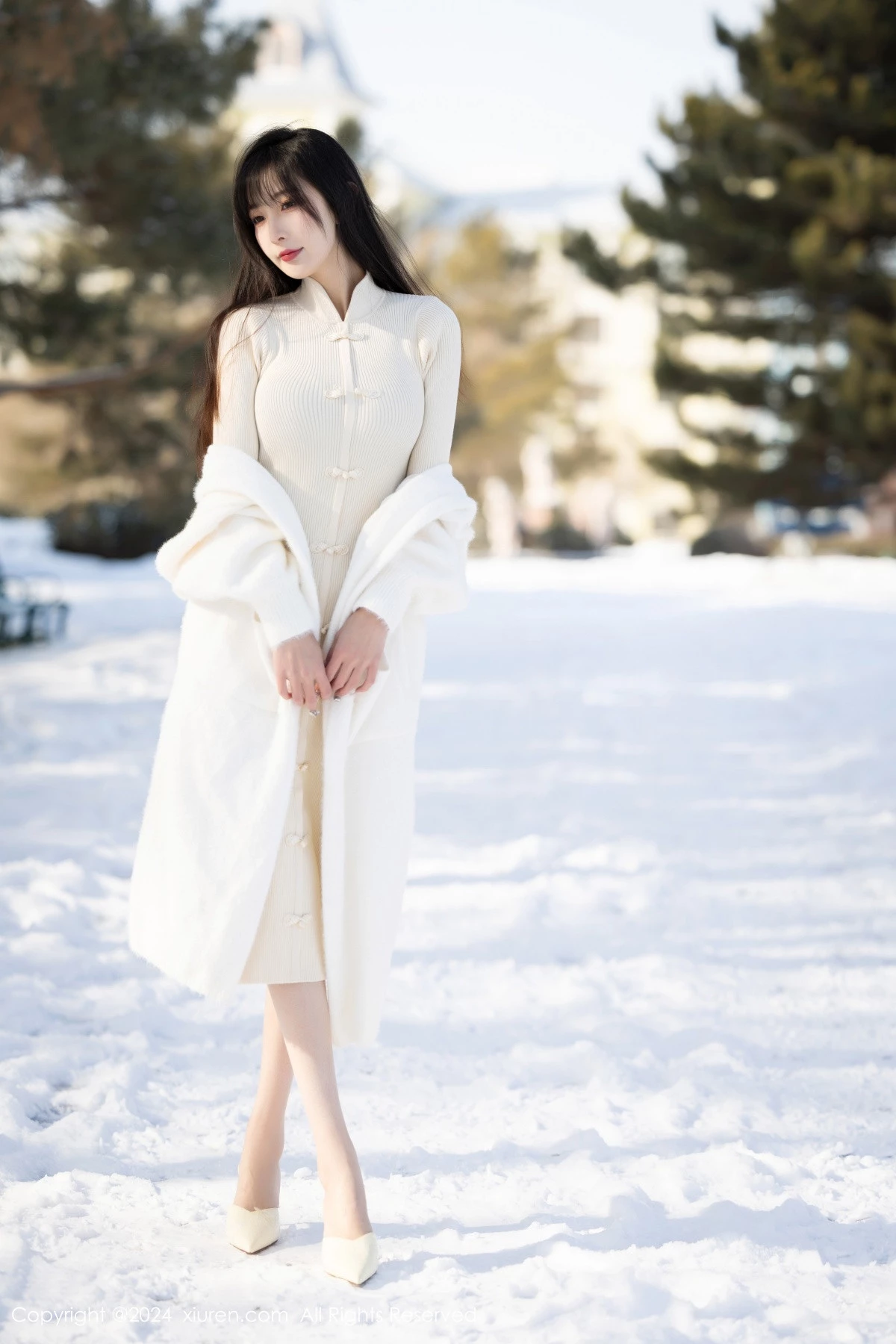 秀人集.com_[XiuRen秀人网]No.8307_模特林星阑性感白色连衣长裙露白色吊带内衣秀曼妙身姿诱惑写真82P