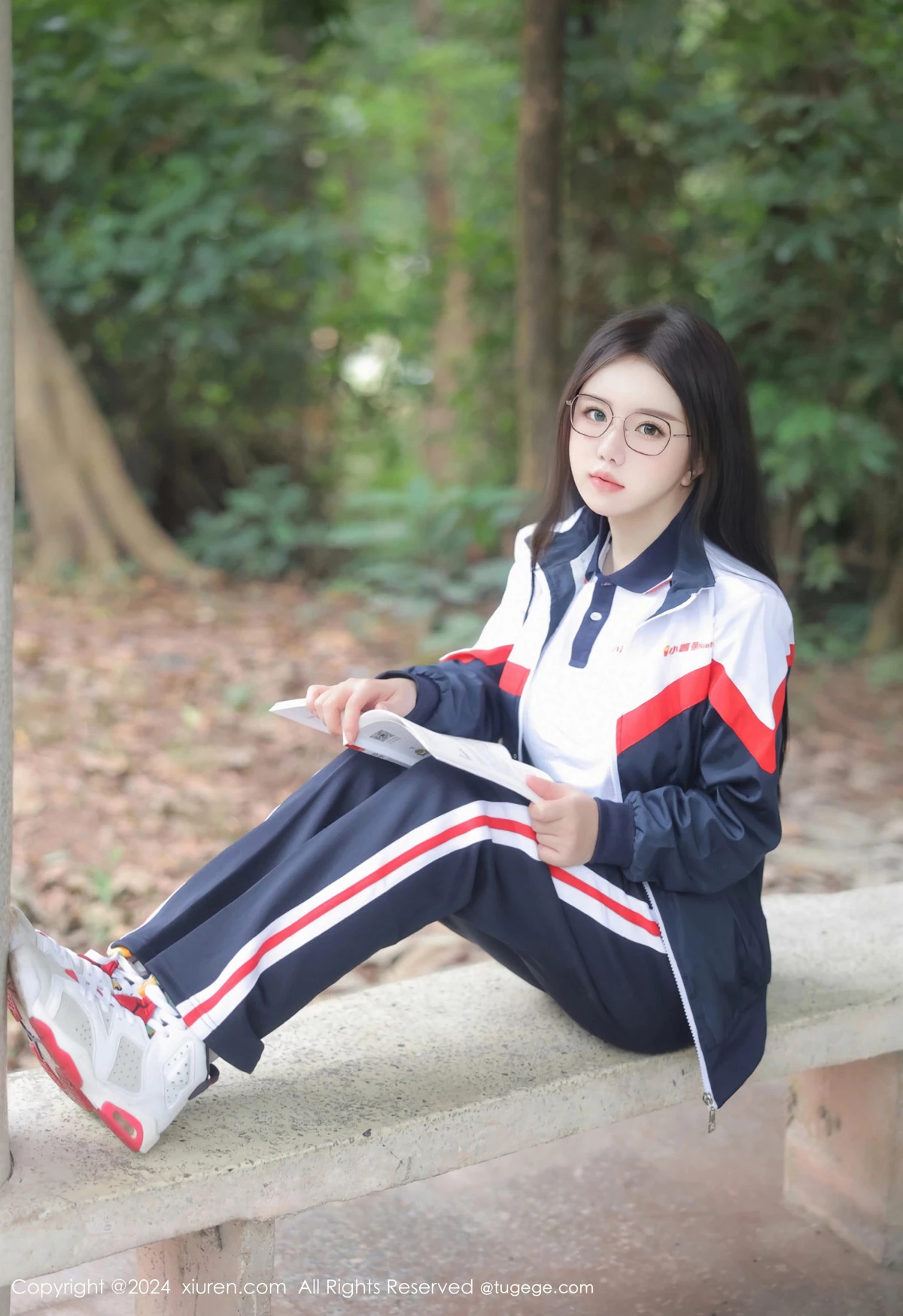 秀人集.com_[XiuRen秀人网]No.8335_模特小薯条nienie户外性感学生运动装露超薄肉丝撩人诱惑写真88P