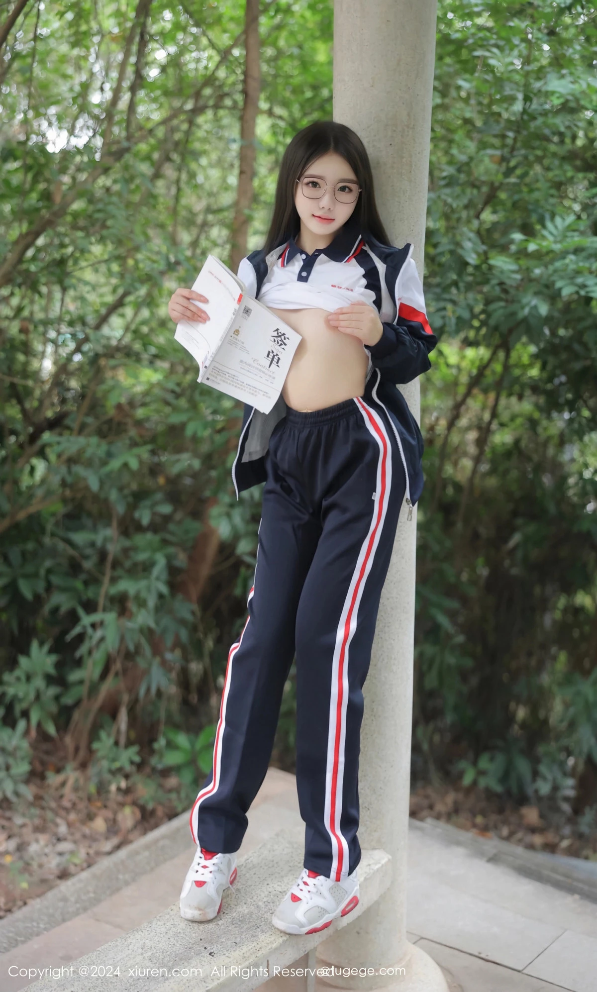 秀人集.com_[XiuRen秀人网]No.8335_模特小薯条nienie户外性感学生运动装露超薄肉丝撩人诱惑写真88P