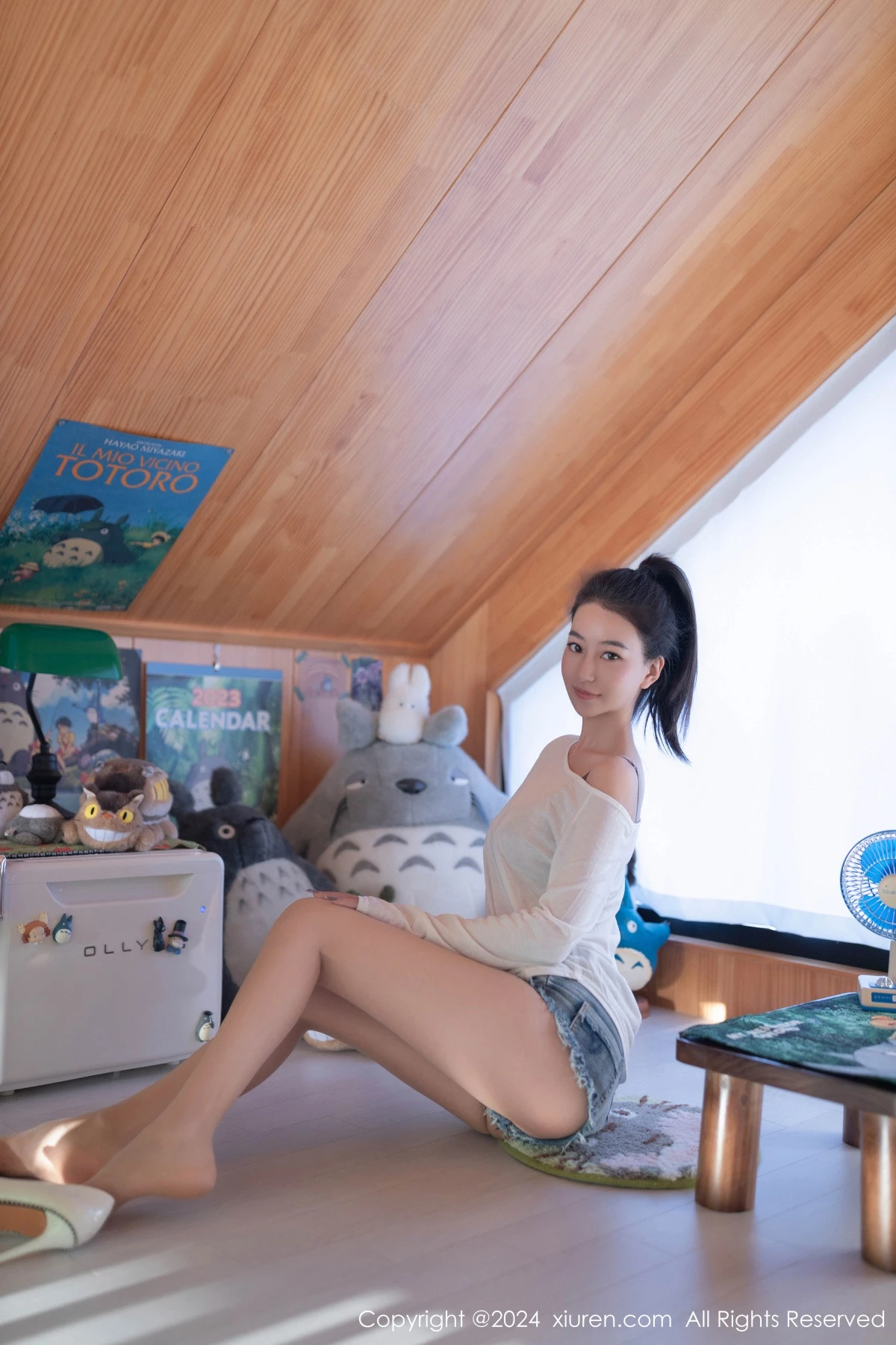 秀人集.com_[XiuRen秀人网]No.8345_模特熊小诺性感白T露蕾丝内衣配开档肉丝秀曼妙身姿诱惑写真82P