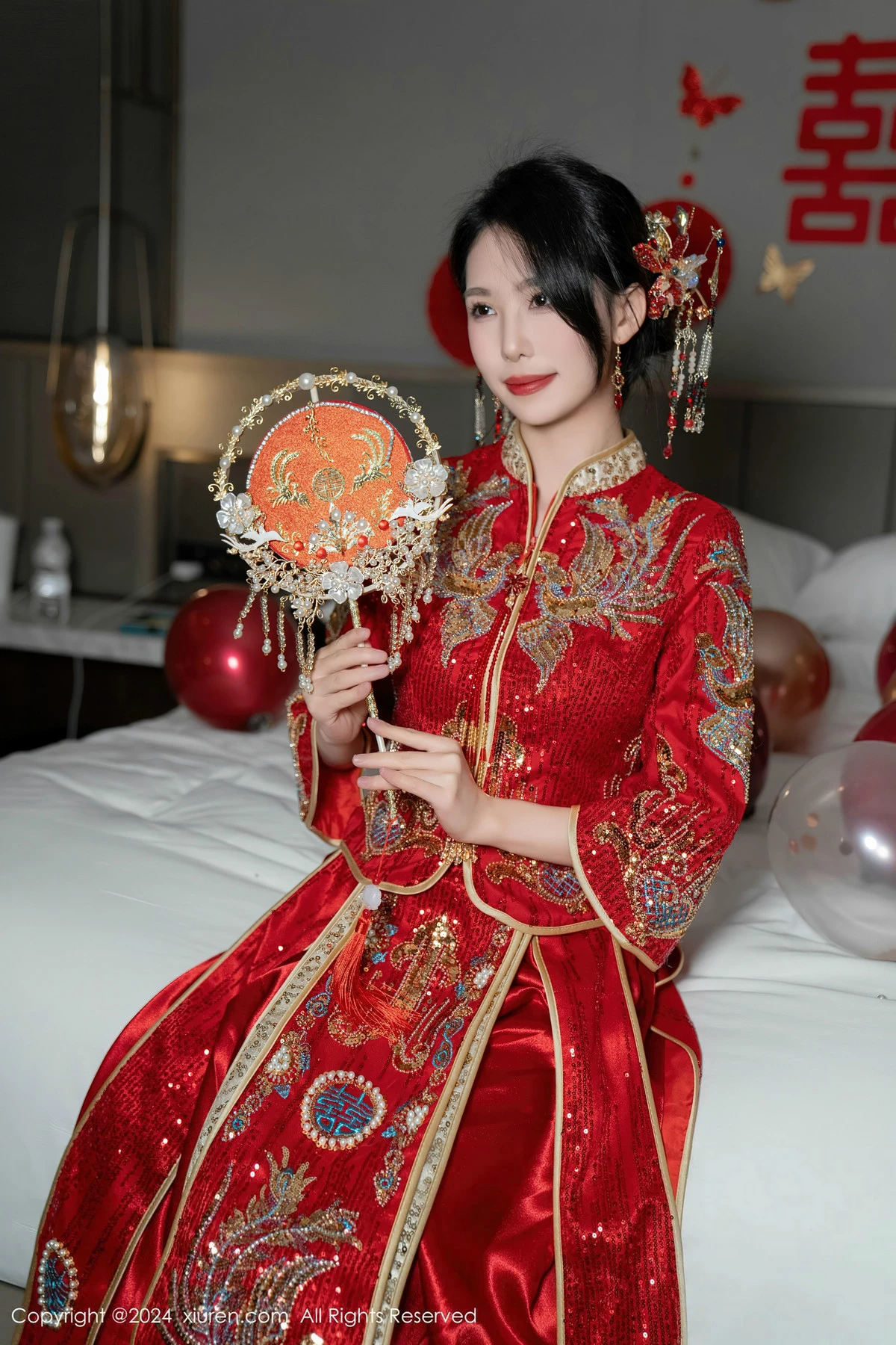 秀人集.com_[XiuRen秀人网]No.8376_模特利世性感红色新娘妆露红色内衣配超薄闪亮肉丝完美诱惑写真95P