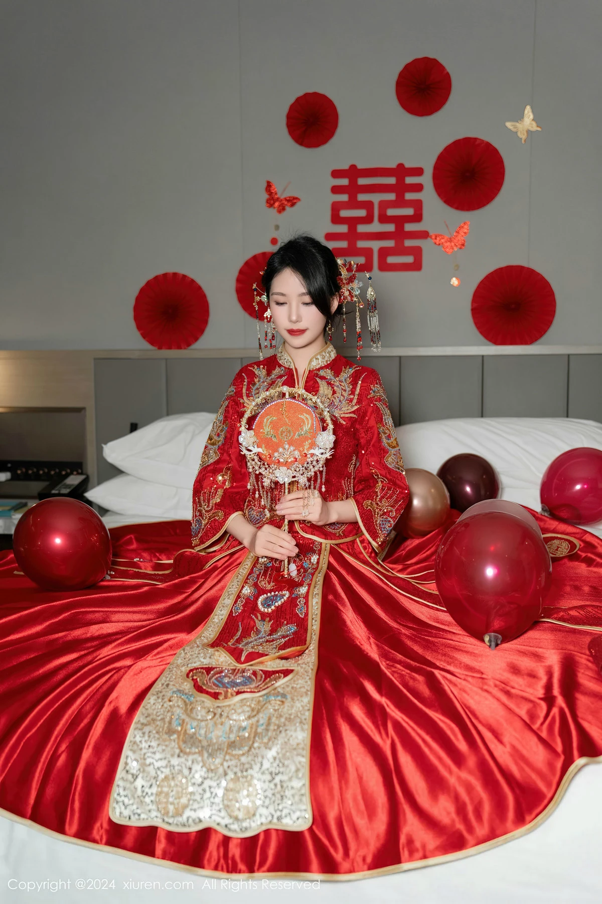 秀人集.com_[XiuRen秀人网]No.8376_模特利世性感红色新娘妆露红色内衣配超薄闪亮肉丝完美诱惑写真95P