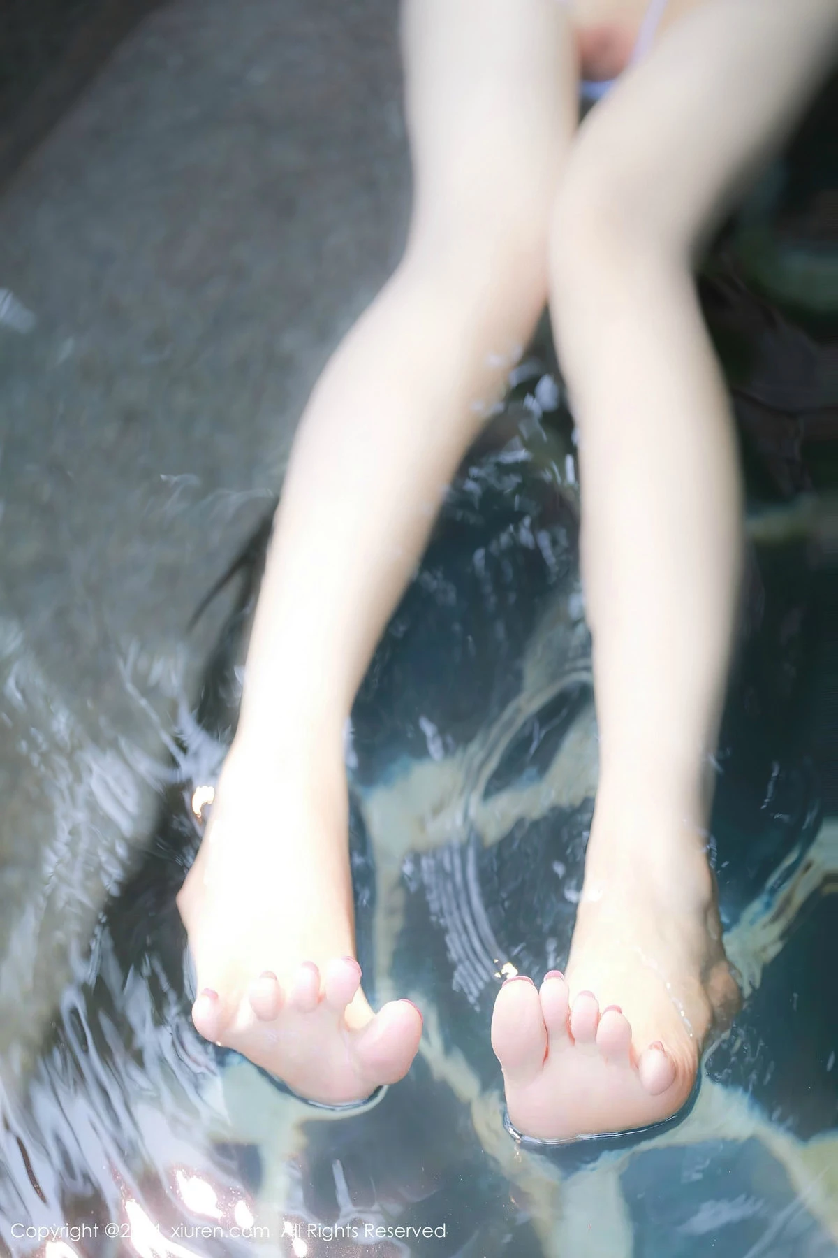 秀人集.com_[XiuRen秀人网]No.8277_模特桃妖夭温泉场景性感花色情趣服饰秀惹火身材极致诱惑写真87P