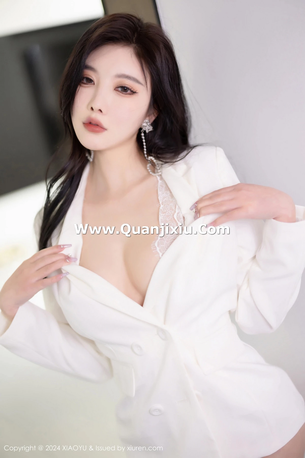 秀人集.com_[XiaoYu画语界]Vol.1238_女神杨晨晨Yome性感白色情趣内衣配白丝袜秀完美身材诱惑写真81P