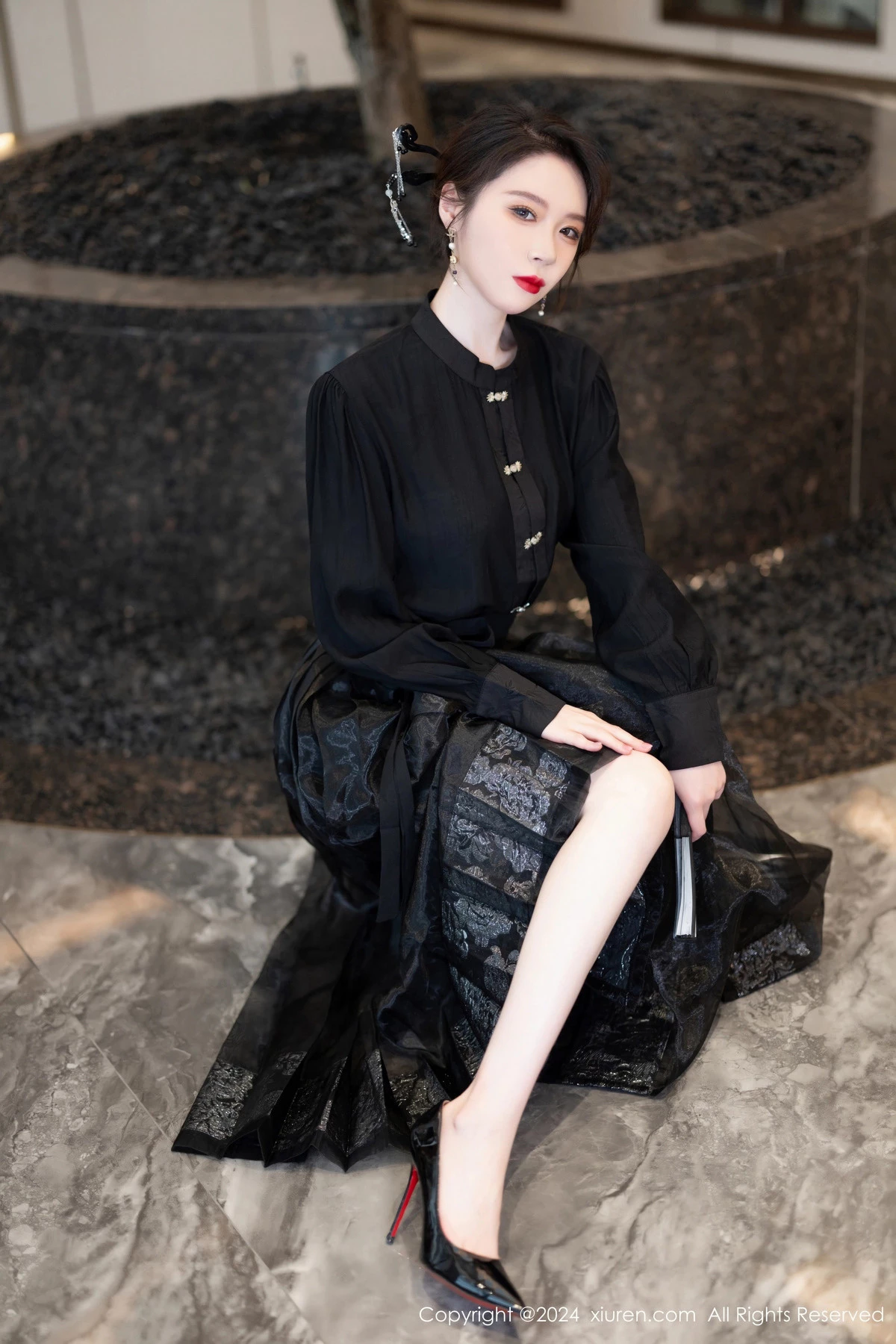 秀人集.com_[XiuRen秀人网]No.8465_模特梦心玥性感黑色长裙露浅黄色内衣秀高挑曼妙身姿诱惑写真82P