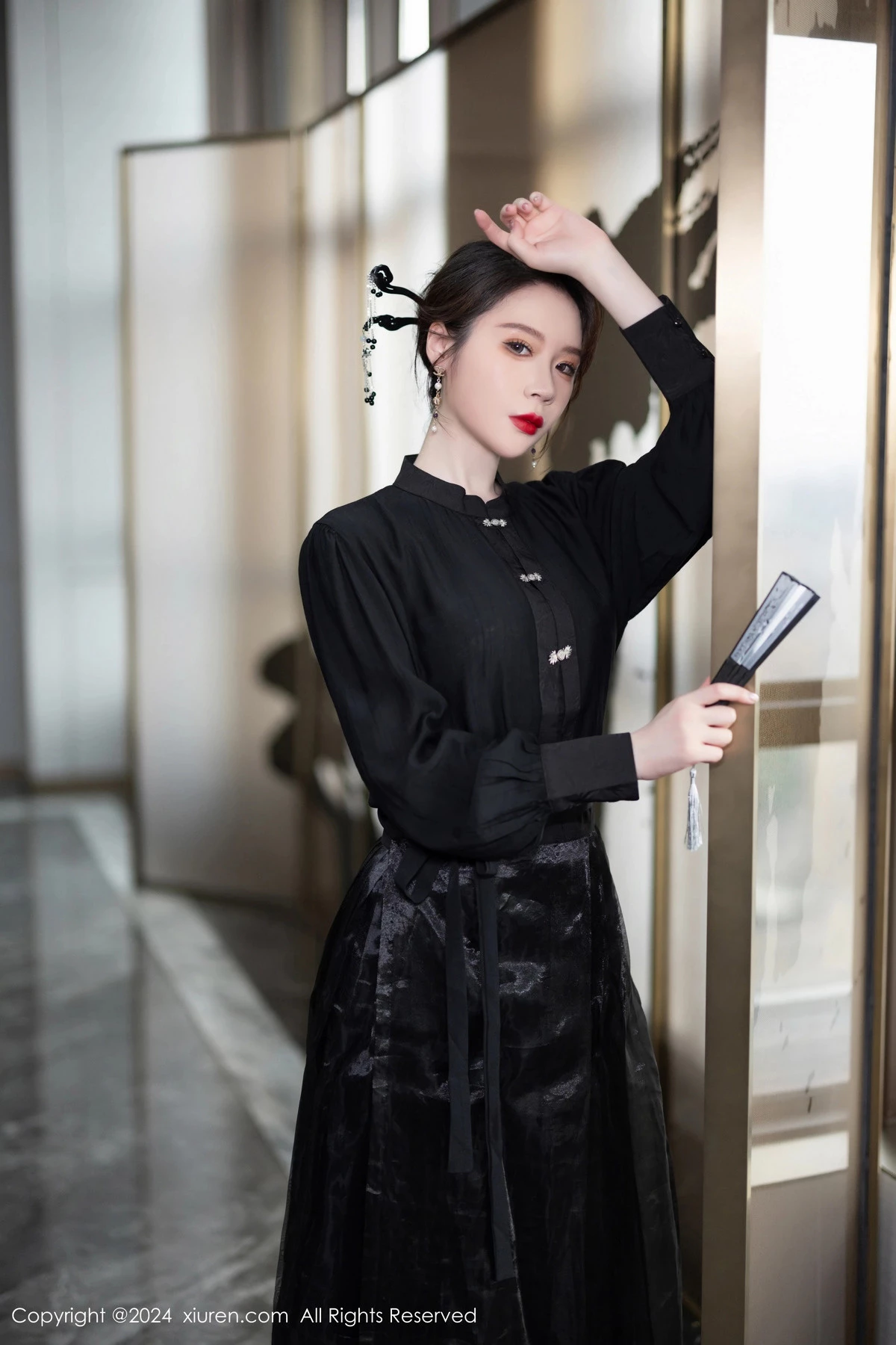 秀人集.com_[XiuRen秀人网]No.8465_模特梦心玥性感黑色长裙露浅黄色内衣秀高挑曼妙身姿诱惑写真82P