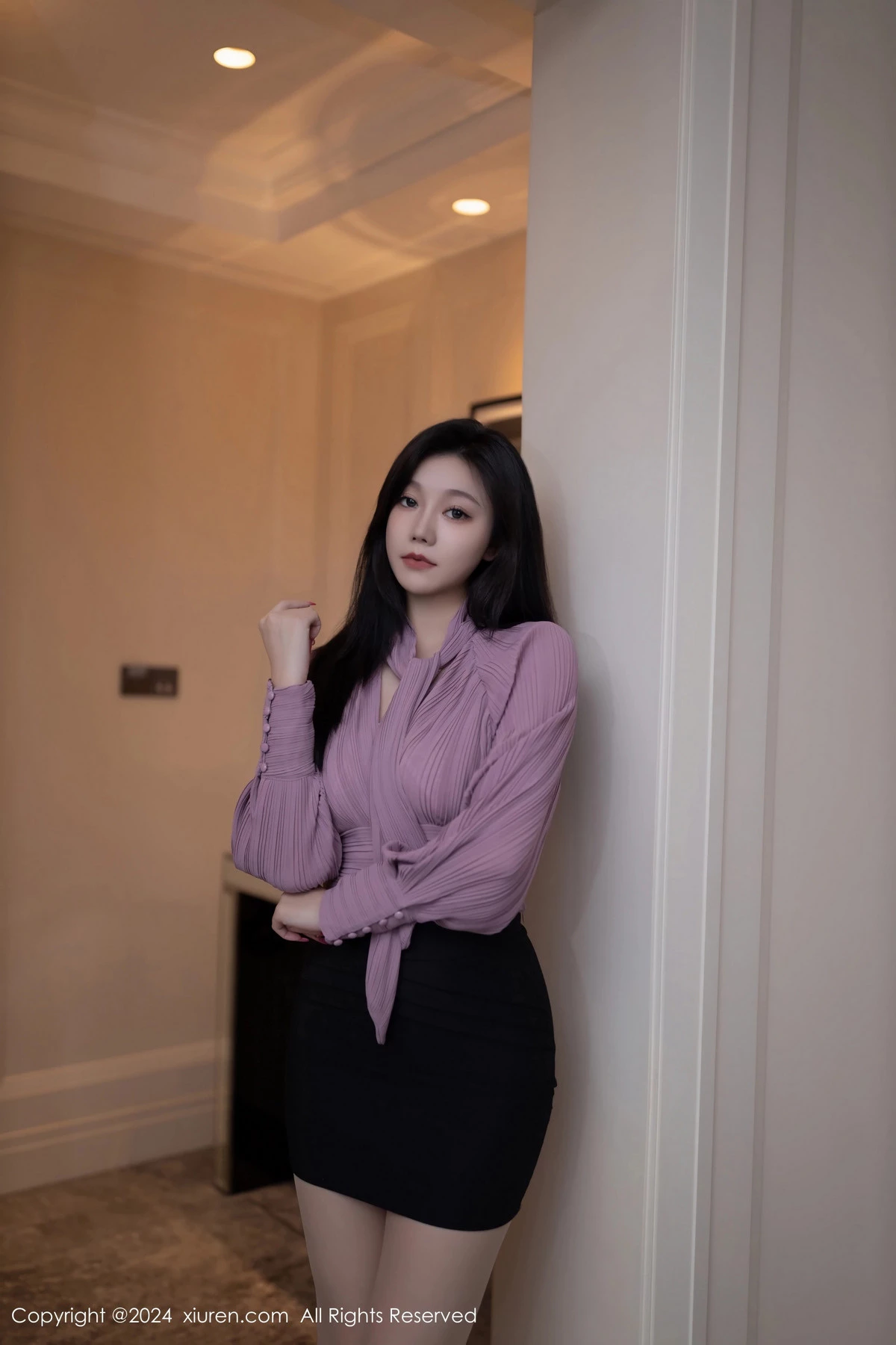 秀人集.com_[XiuRen秀人网]No.8438_模特安然anran紫色上衣配黑短裙露白色内衣秀完美身材诱惑写真80P